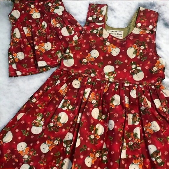 Babies and Bows handmade dress/jumper w/matching doll dress snowman design - Picture 2 of 13